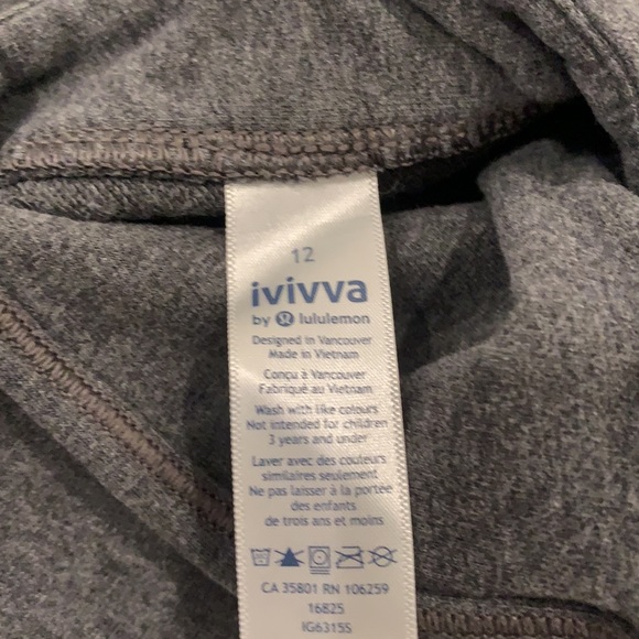 Cute Ivivva crop pants size 12 - Picture 4 of 7